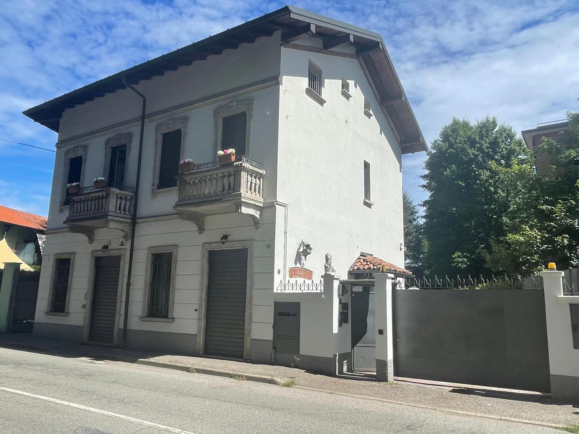 Villa Simona Malpensa กัลลาราเต ภายนอก รูปภาพ