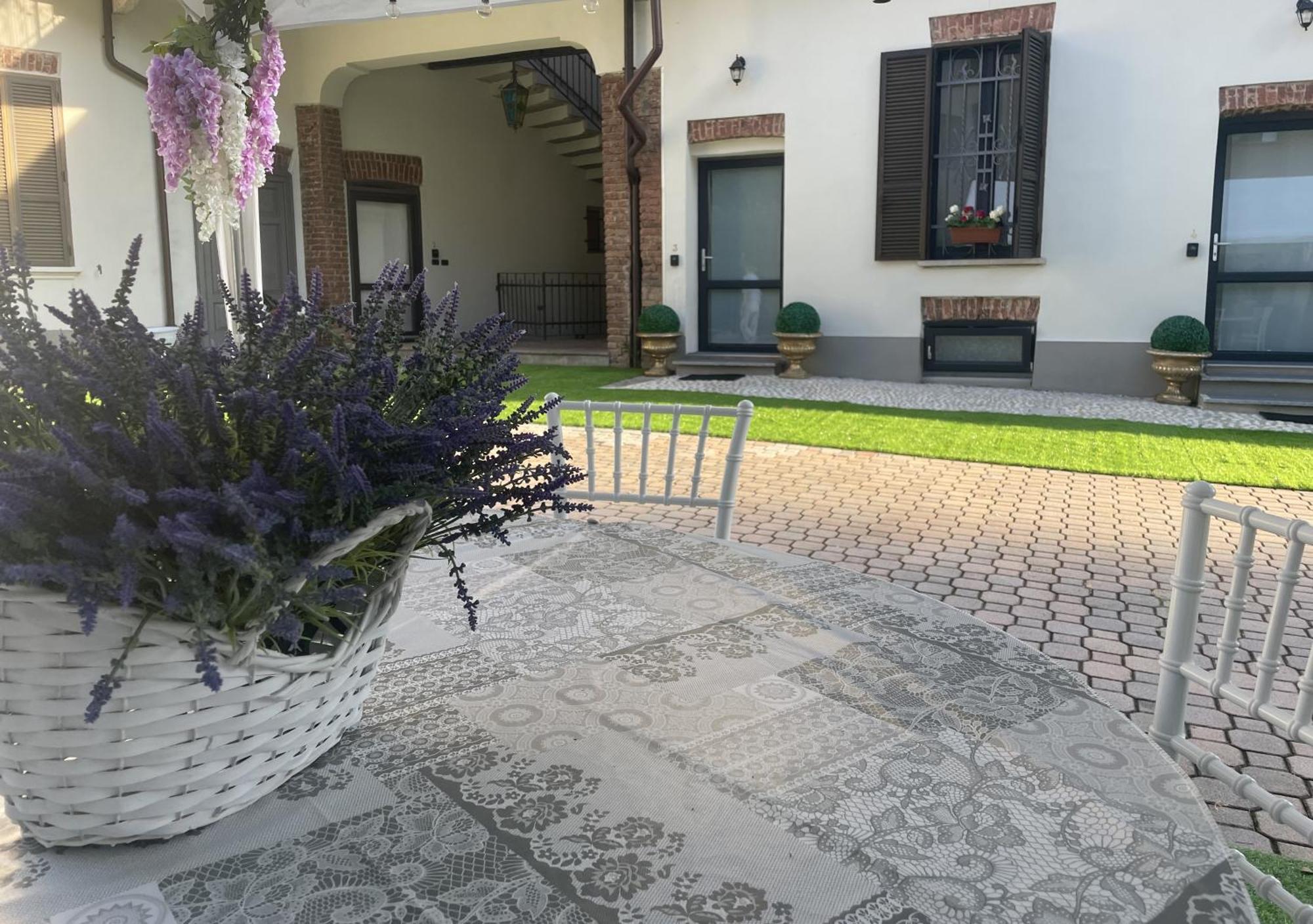 Villa Simona Malpensa กัลลาราเต ภายนอก รูปภาพ