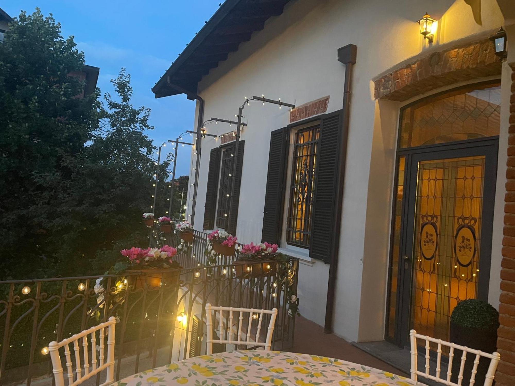 Villa Simona Malpensa กัลลาราเต ภายนอก รูปภาพ