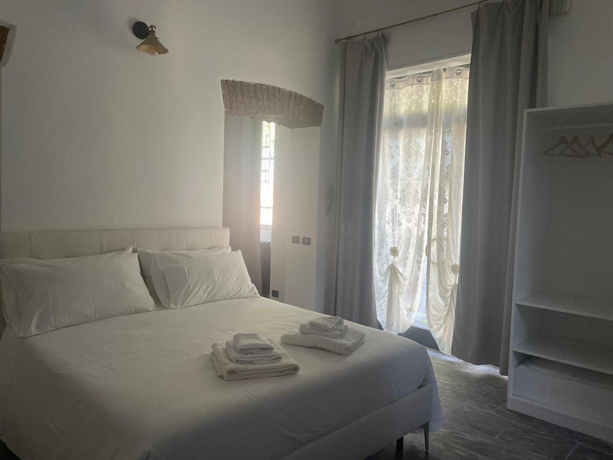 Villa Simona Malpensa กัลลาราเต ภายนอก รูปภาพ